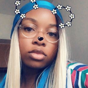 Meet your Posher, Elle